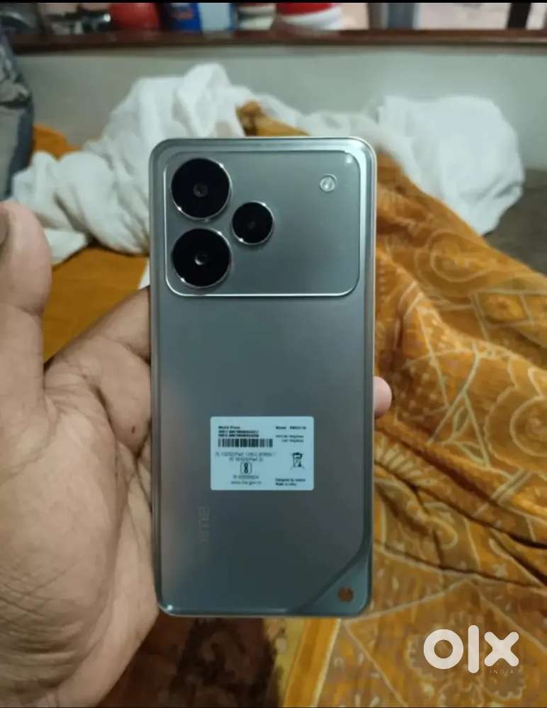 Realme p4 5G (8-256GB)
