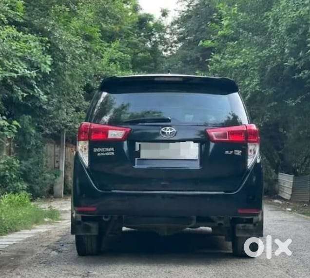 Toyota Innova Crysta 2.7 Zx At, 2022, Petrol