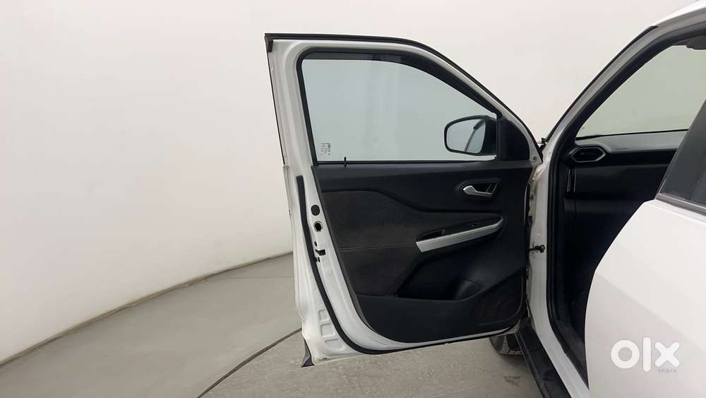 Nissan Magnite 1.0 Xv Premium Turbo (o), 2022, Petrol