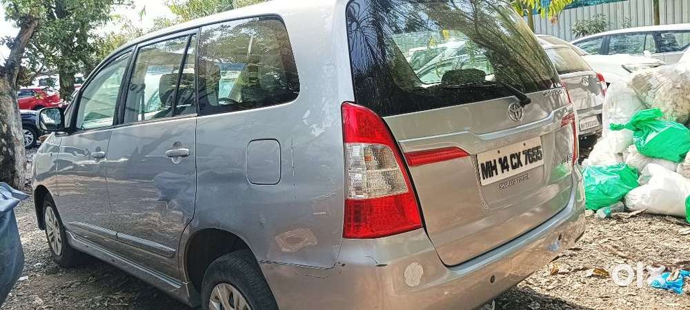 Toyota Innova 2.5 E, 2015, Diesel