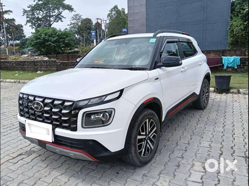 Hyundai Venue Sx(o) Knight Edition Mt, 2023, Petrol