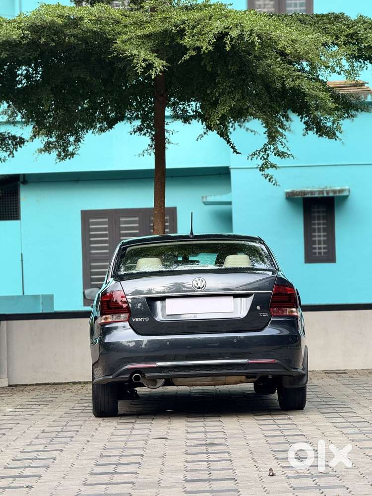 Volkswagen Vento 1.2 Tsi Highline Plus At, 2021, Petrol