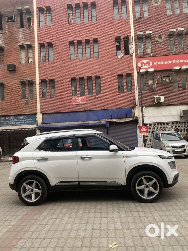 Hyundai Venue S 1.2 Petrol, 2022, Petrol