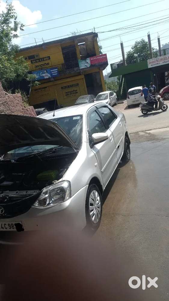 Toyota Etios 2014 Diesel 100000 Km Driven