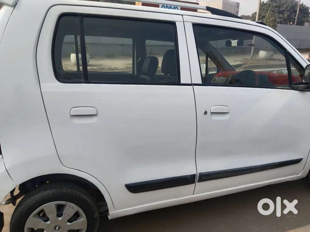 Hum Screp Main Gaadi Lete Hain Jise Deni Ho Woh Call Karen