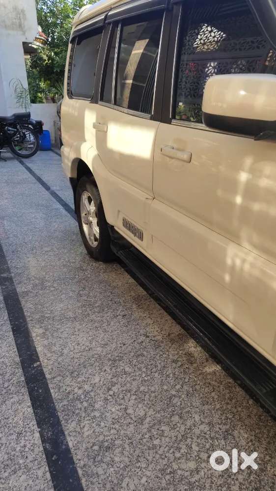 Mahindra Scorpio 2016diesel 860000 Km Driven