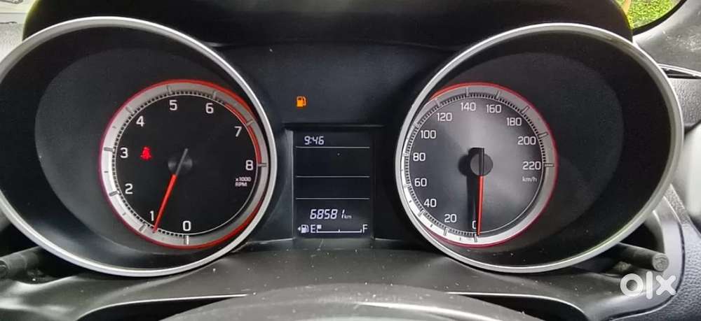 Maruti Suzuki Swift Vxi, 2021, Petrol