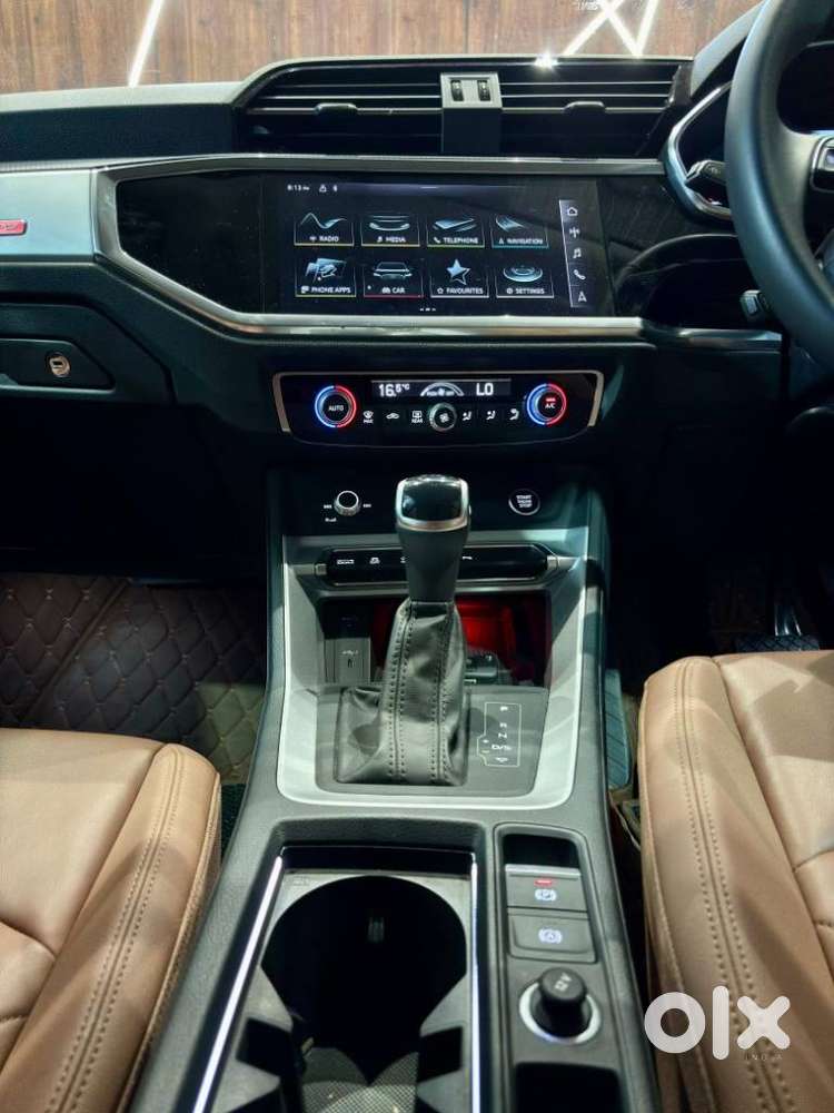 Audi Q3 Sportback Technology Plus S-line, 2025, Petrol