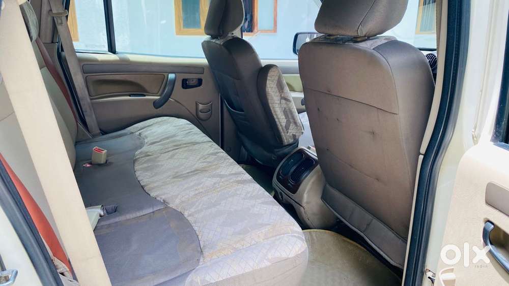 Mahindra Scorpio Diesel Automatic 2014