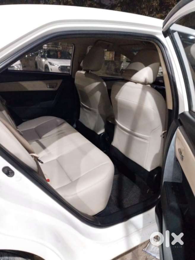 Toyota Corolla Altis 1.8 G Cvt, 2015, Petrol