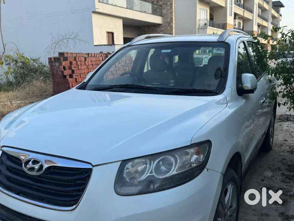 Hyundai Santa Fe 2013 Diesel 900000 Km Driven