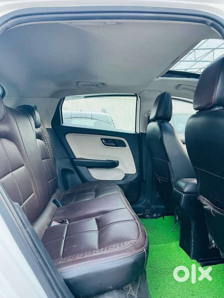 Tata Altroz Xz Plus (s) Icng, 2025, Cng & Hybrids