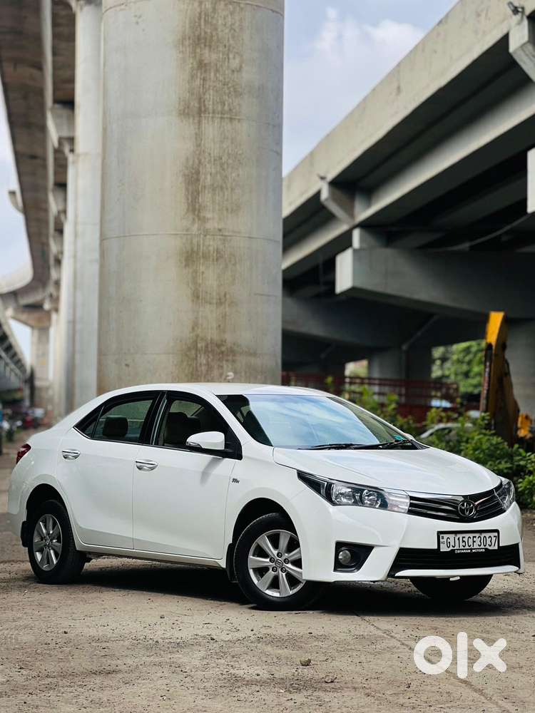 Toyota Corolla Altis G At, 2016, Petrol