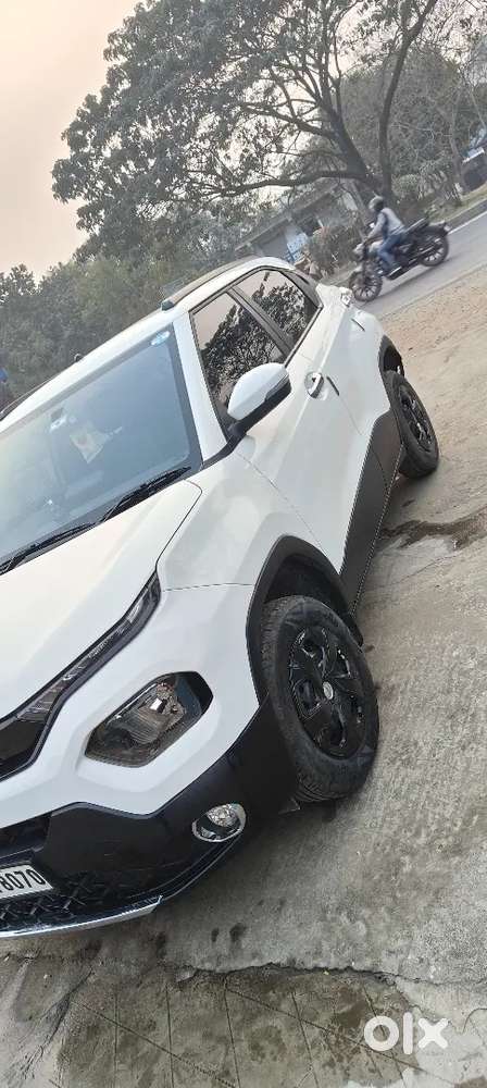 Tata Punch 2022 Petrol 13360 Km Driven