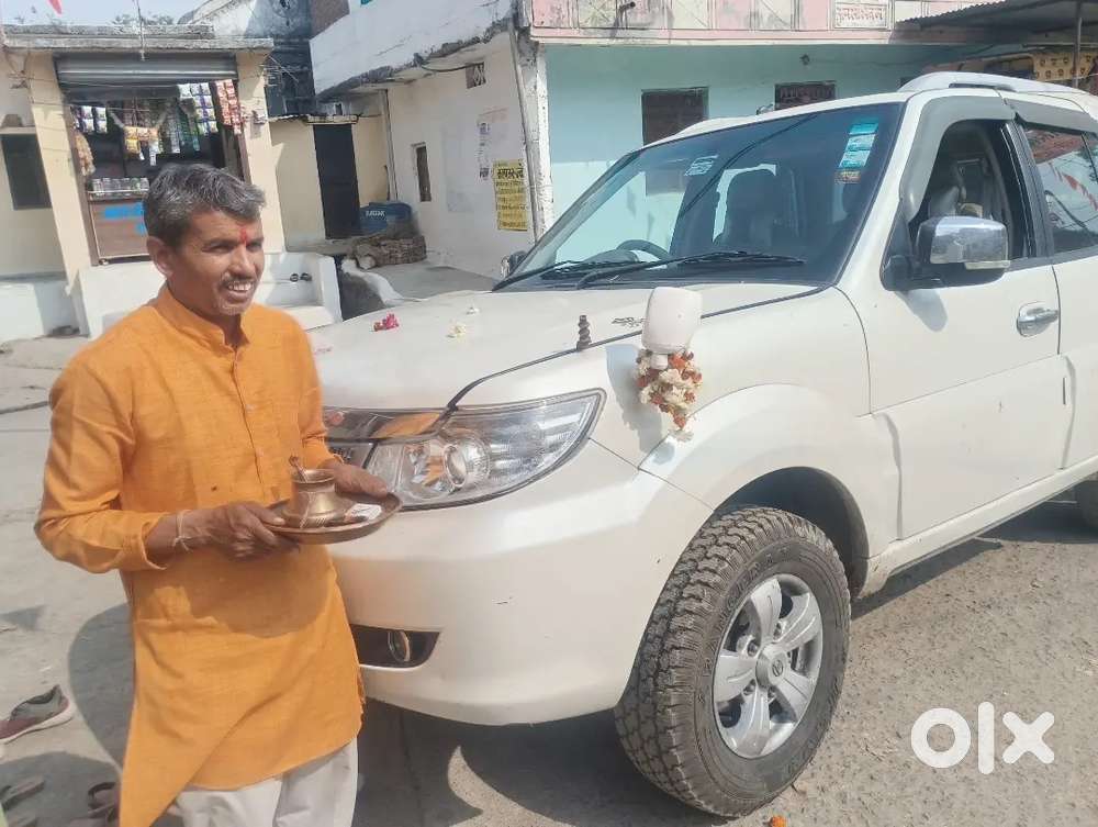 Tata Safari Storme 2014 Diesel 106000 Km Driven