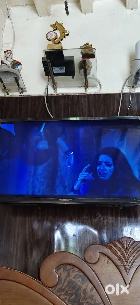 LG 80 cms (32 inches),