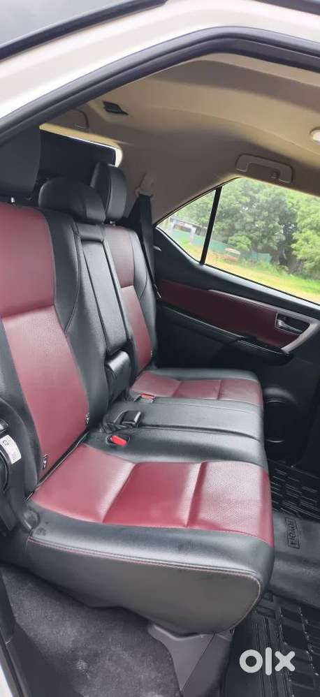 Toyota Fortuner Legender 4x2 At 2.8, 2025, Diesel