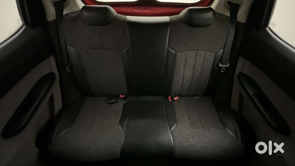 Tata Tiago 1.2 Revotron Xt, 2018, Petrol