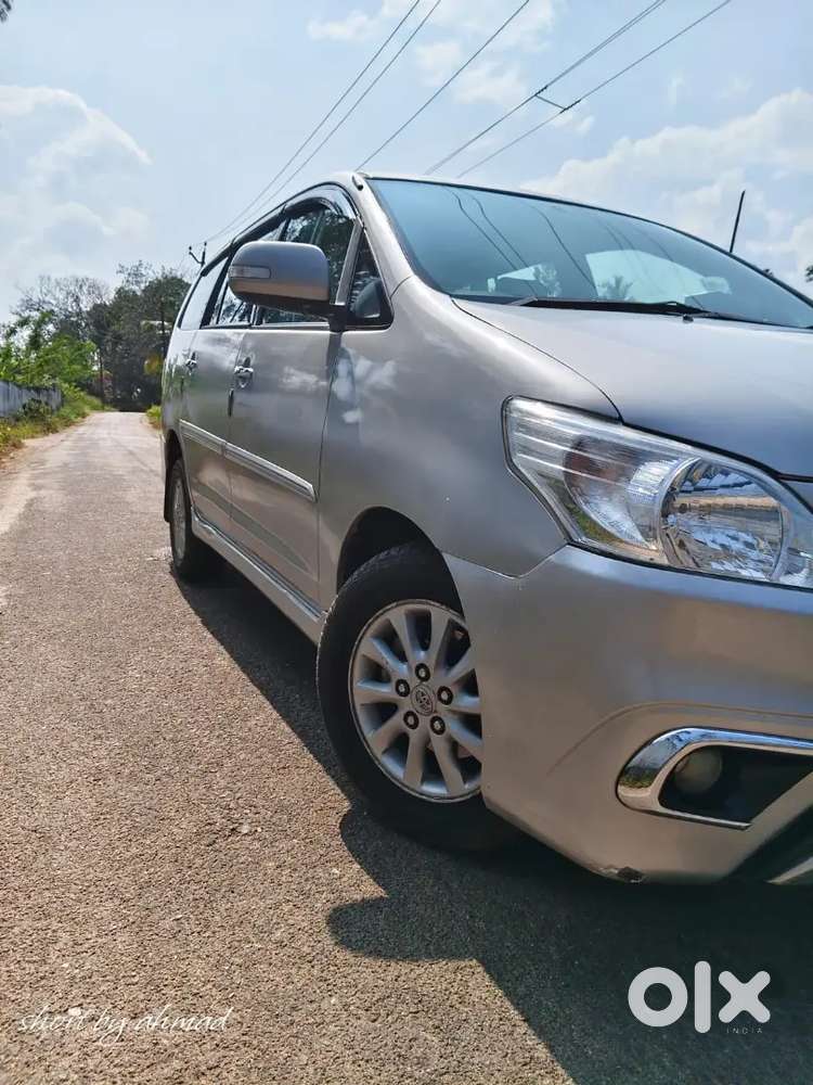 Toyota Innova 2012 Diesel Well Maintained