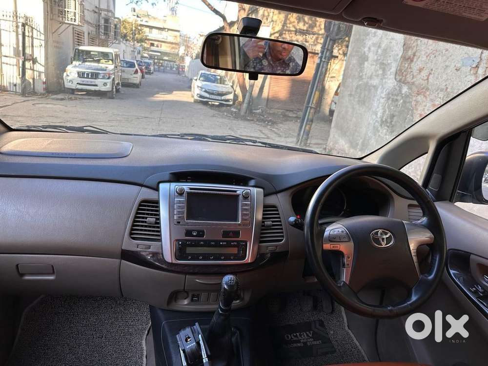 Toyota Innova 2.5 Vx 7 Str, 2016, Diesel