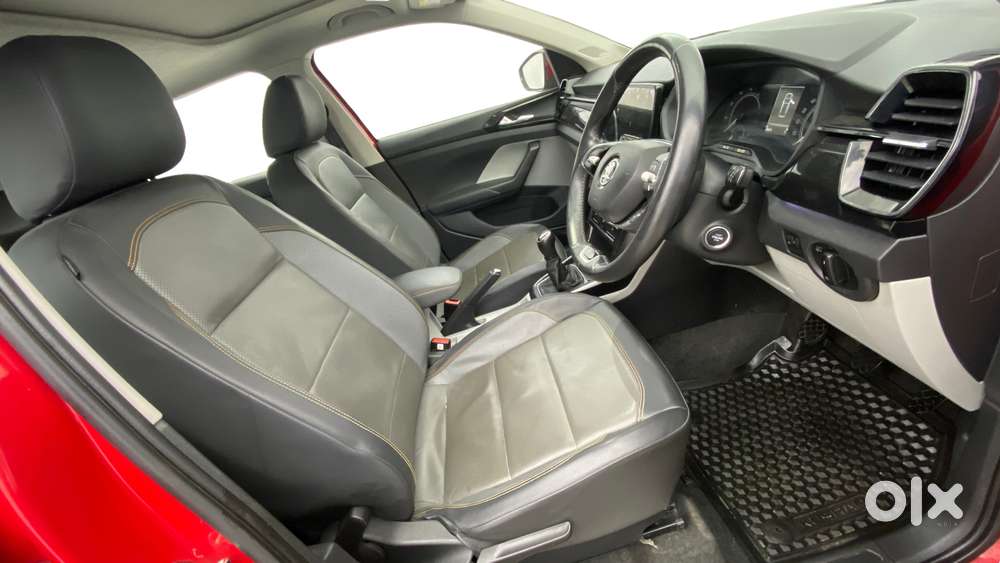 Skoda Kushaq 1.0 Tsi Style, 2021, Petrol