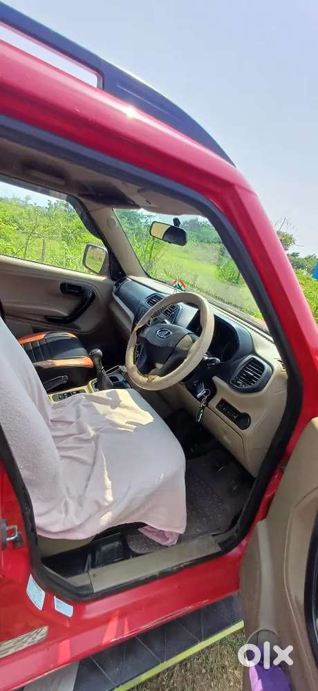 Mahindra Tuv 300 2019