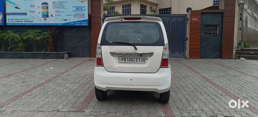 Maruti Suzuki Stingray Vxi Optional, 2017, Petrol