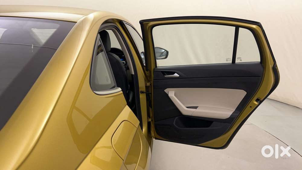 Volkswagen Virtus 1.0 Topline Tsi At, 2022, Petrol