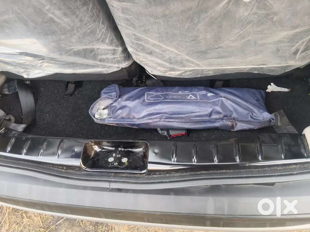 Mahindra Renault Logan 25 Petrol 16000 Km Driven