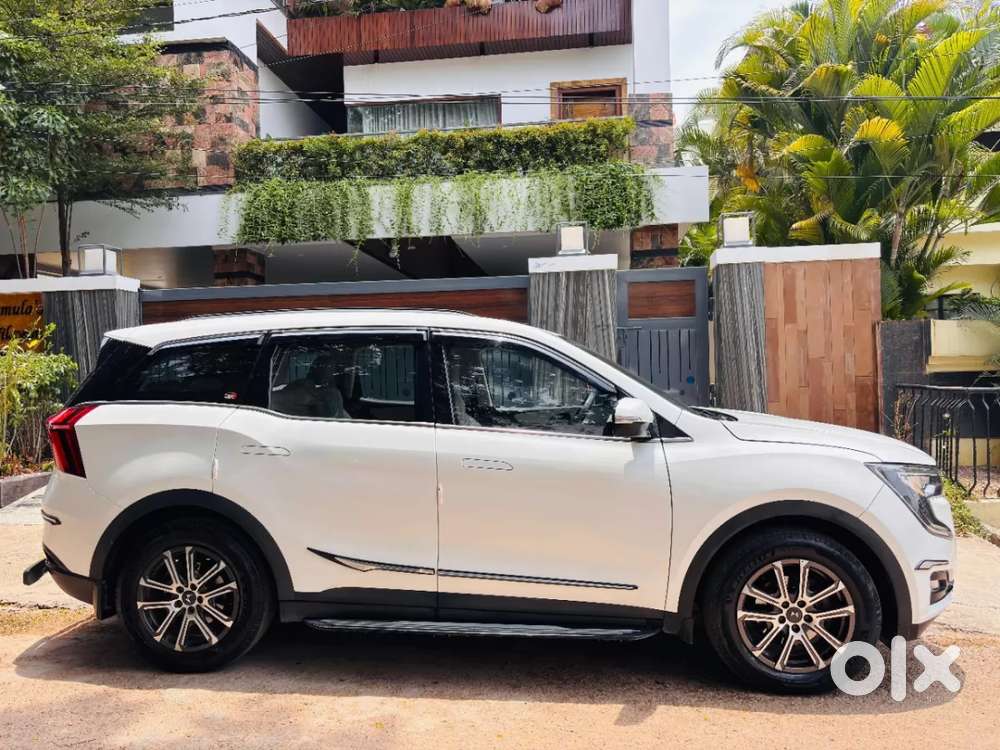 Mahindra Xuv700 2.2 Ax 7 Diesel At Str, 2021, Diesel