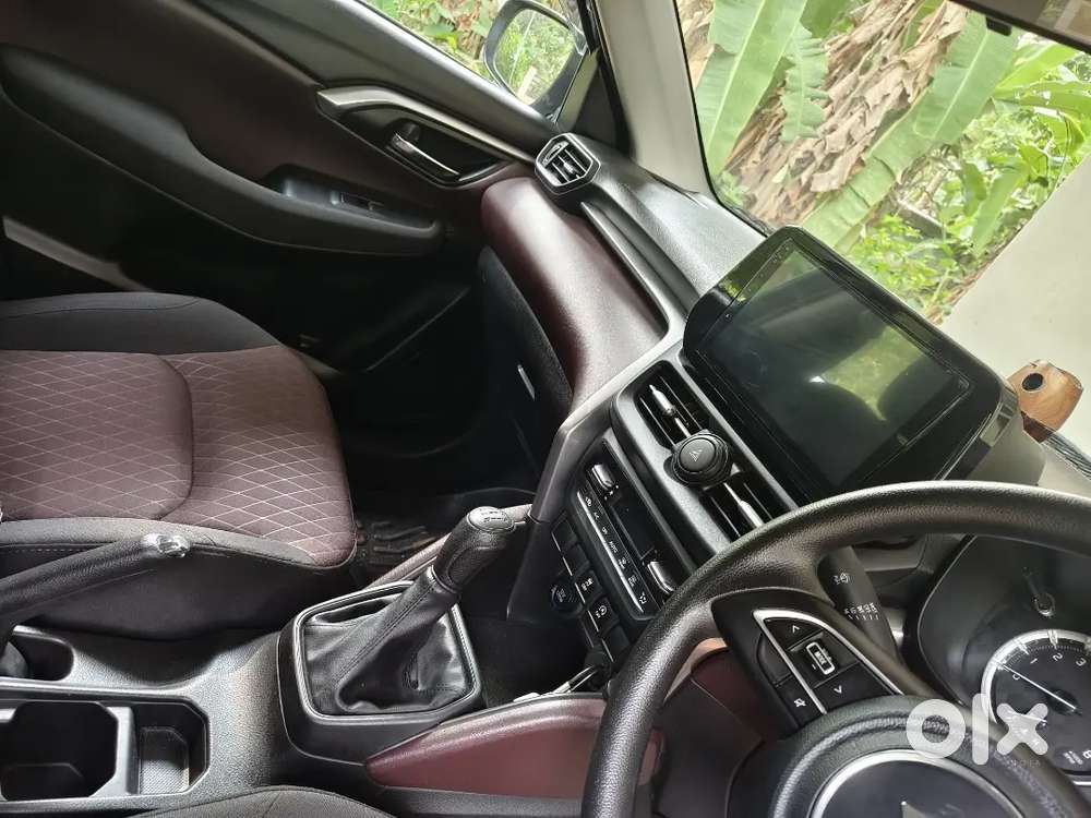 Grand Vitara Smart Hybrid Manual 2024 Model Low Kilometer