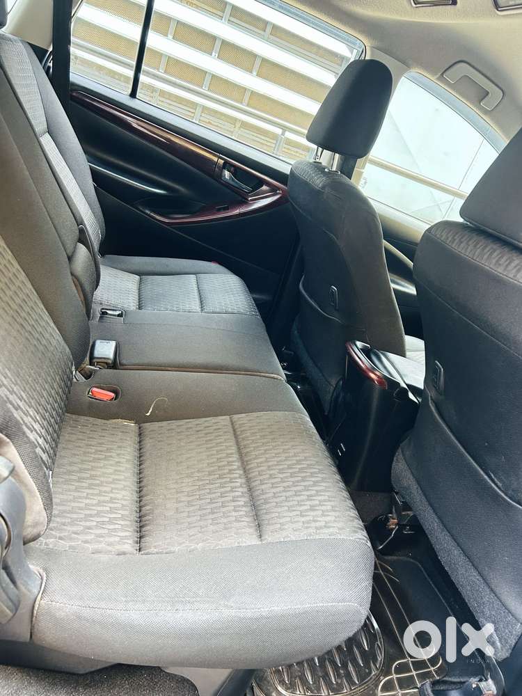 Toyota Innova Crysta 2.8 Gx At 8s, 2017, Diesel