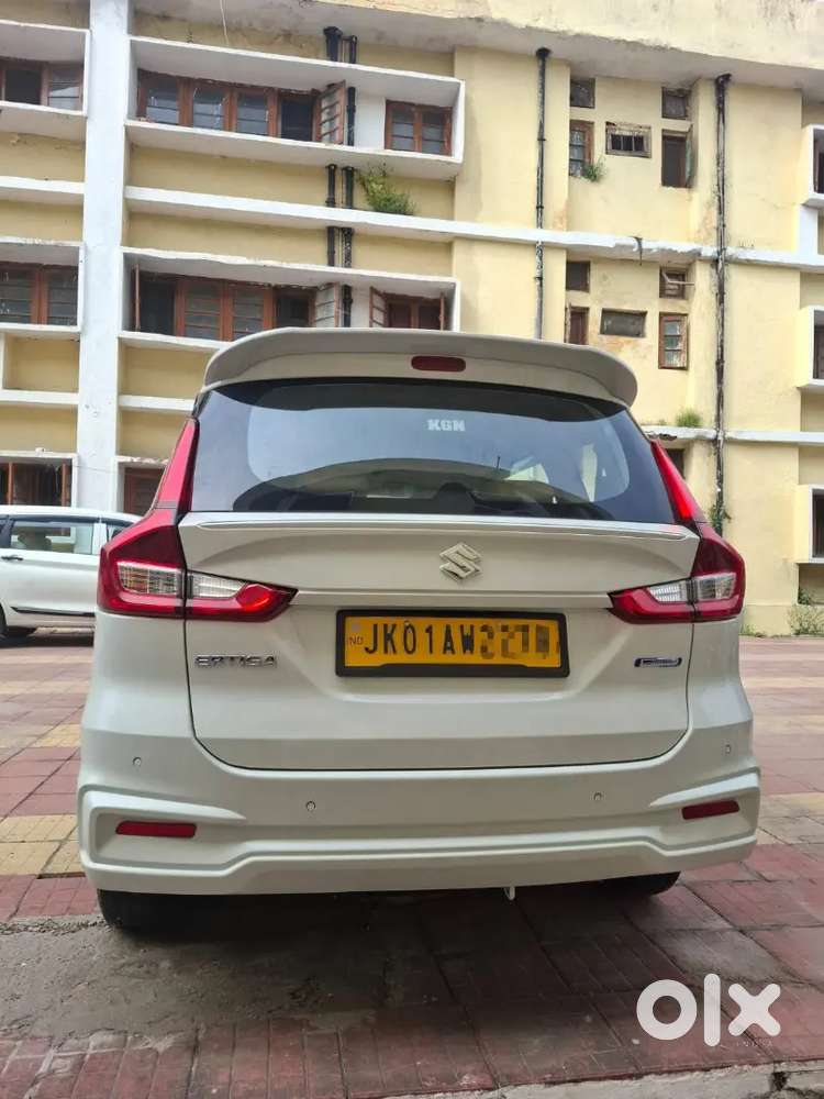 Maruti Suzuki Ertiga 1.5 Vxi 2024 Brand New Conditions New Tyres