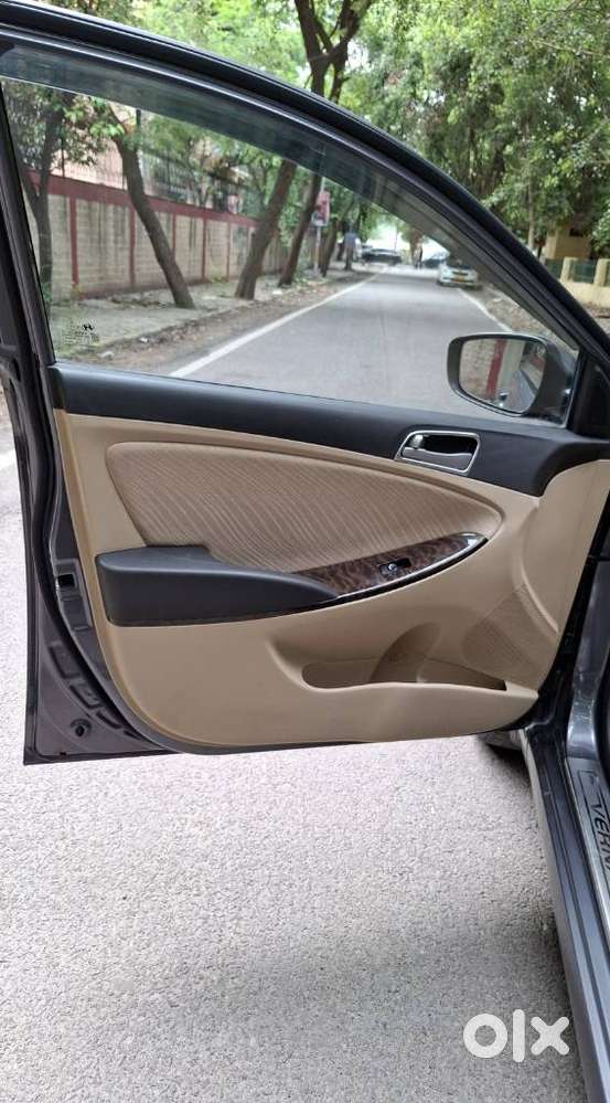 Hyundai Verna 1.6 Sx Vtvt, 2016, Petrol