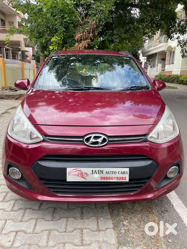 Hyundai Grand I10 Asta, 2015, Petrol