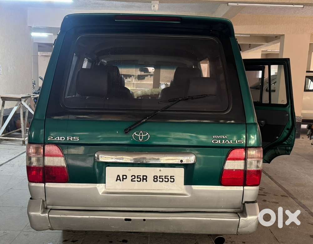 Toyota Qualis 2005