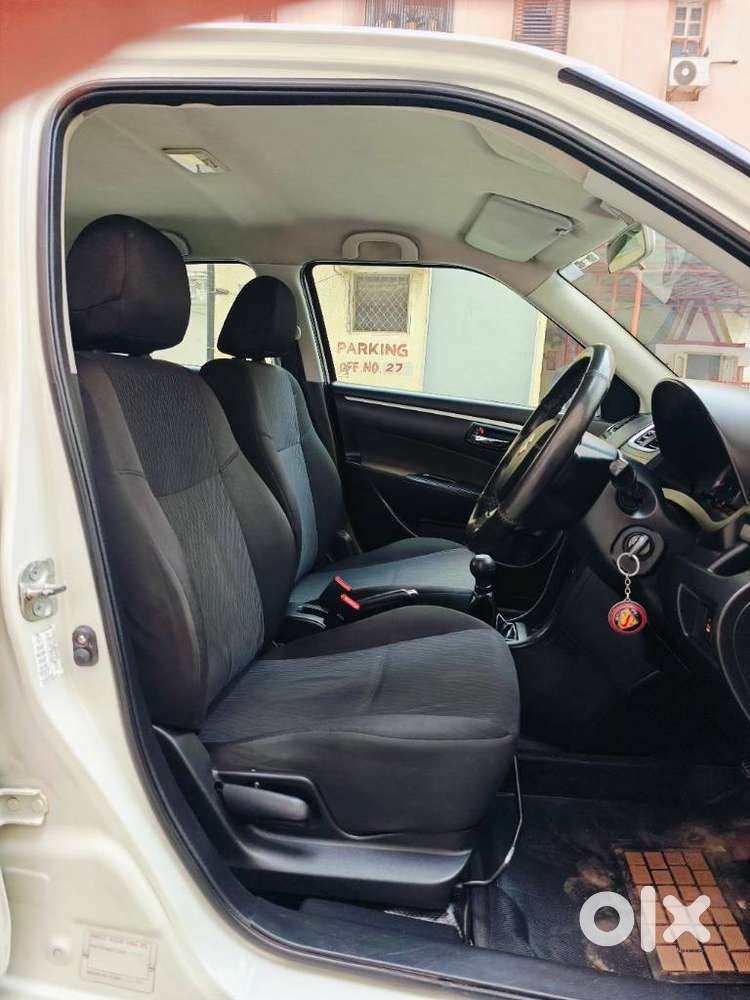 Maruti Suzuki Swift Vxi + Manual, 2016, Petrol