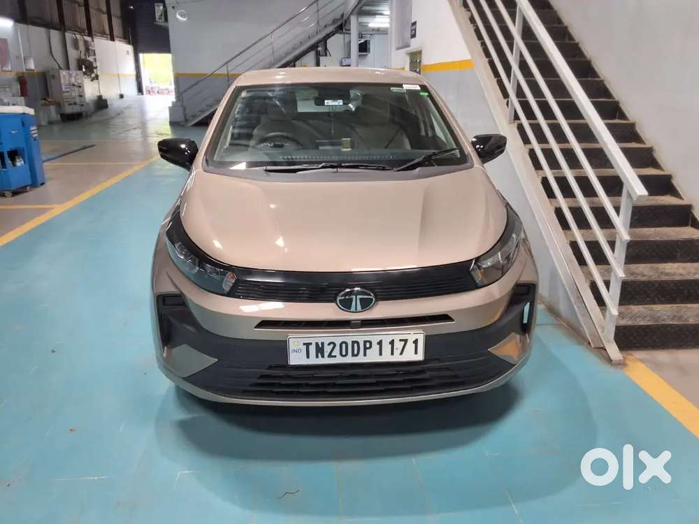 Tata Altroz 1.2 Petrol 2026