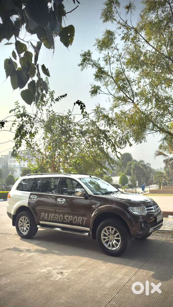 Mitsubishi Pajero Sport 4x4 Manual 2014 Diesel  Vip 0021  Excellent