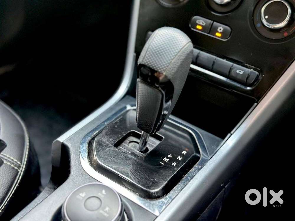 Tata Nexon 1.2 Revotron Xma Amt (s), 2022, Petrol