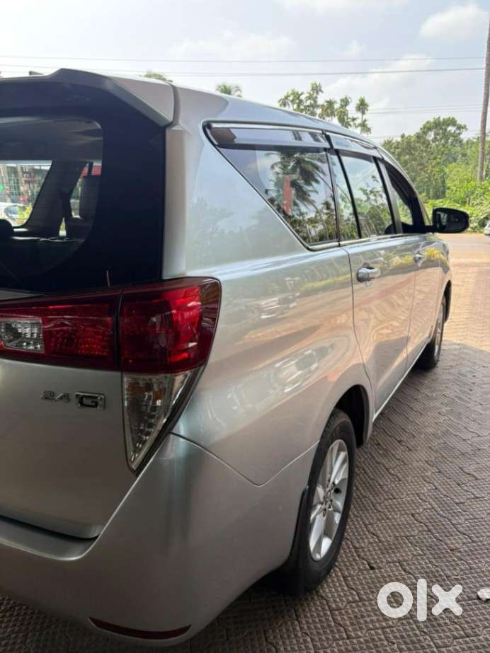 Toyota Innova Crysta 2.4 G Mt, 2018, Diesel