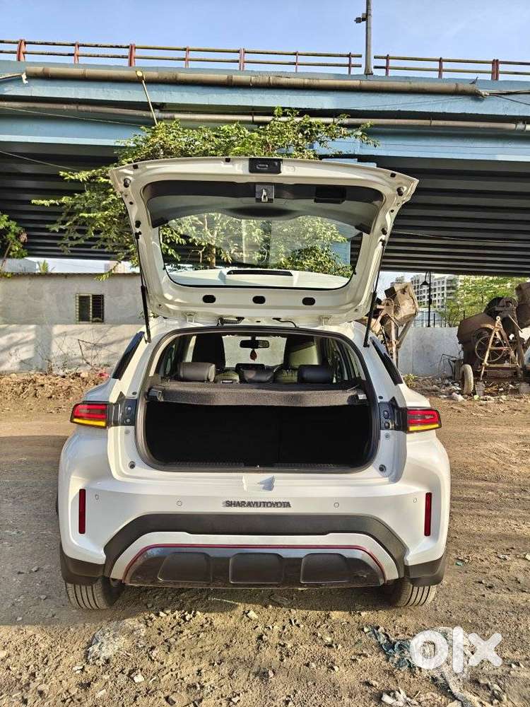 Toyota Urban Cruiser Taisor V 1.0 Petrol At, 2025, Petrol