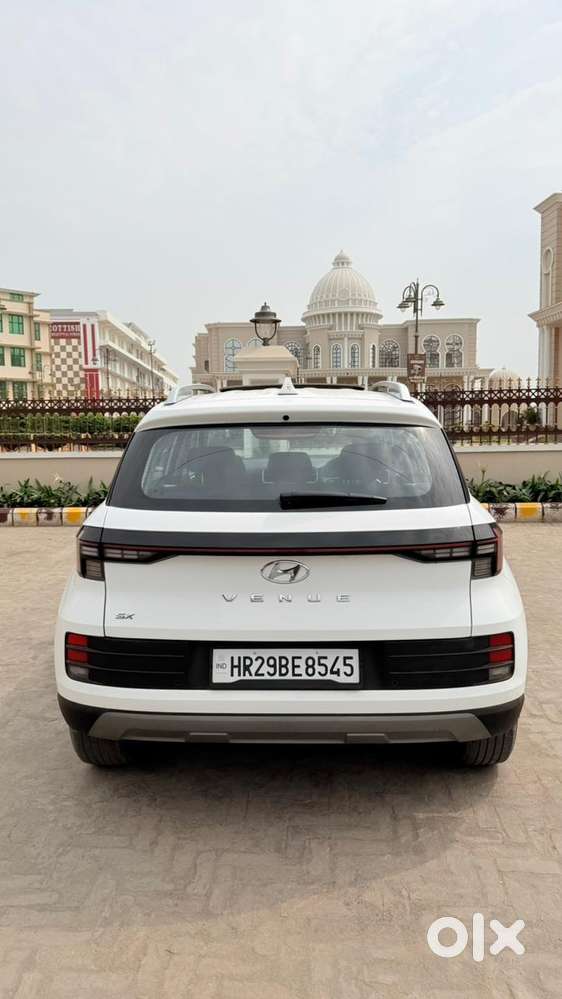 Hyundai Venue Sx Dual Tone Diesel, 2025, Diesel