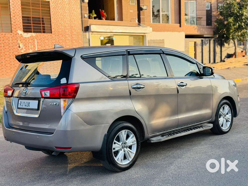 Toyota Innova Crysta 2.8z Automatic, 2018, Diesel