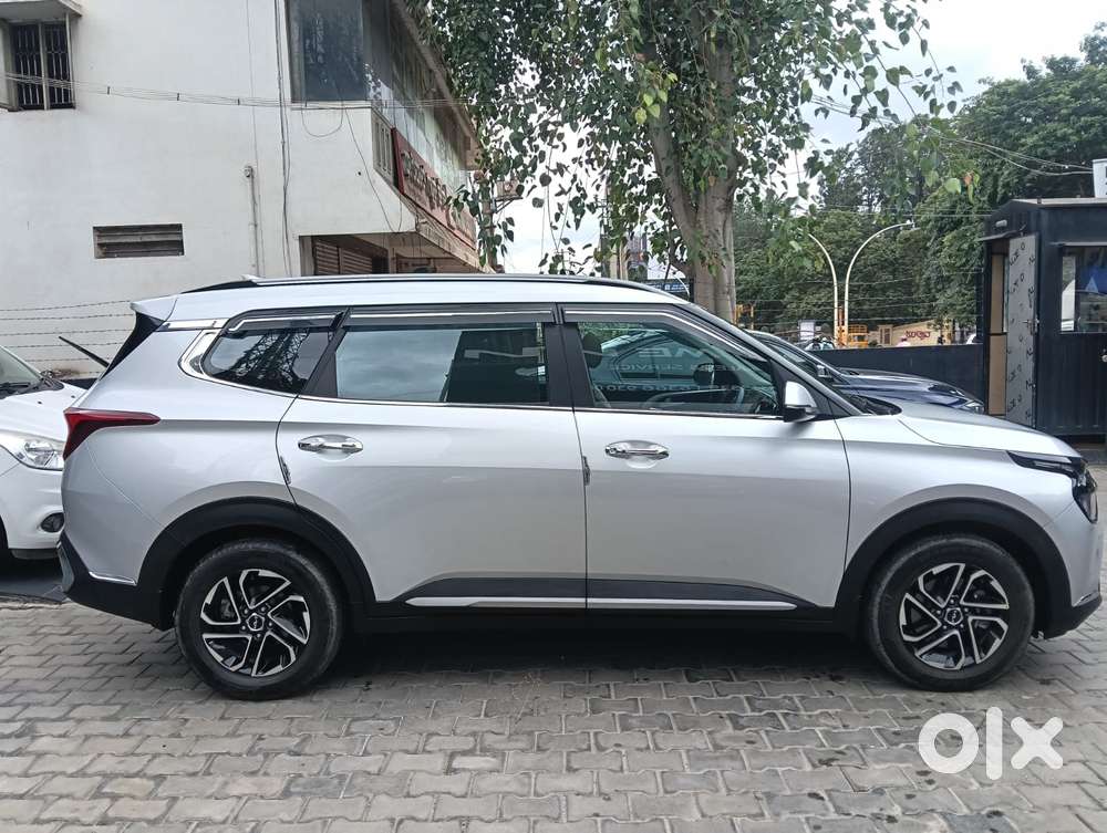 Kia Carens 1.4 Luxury Plus Dct 7 Str, 2022, Petrol