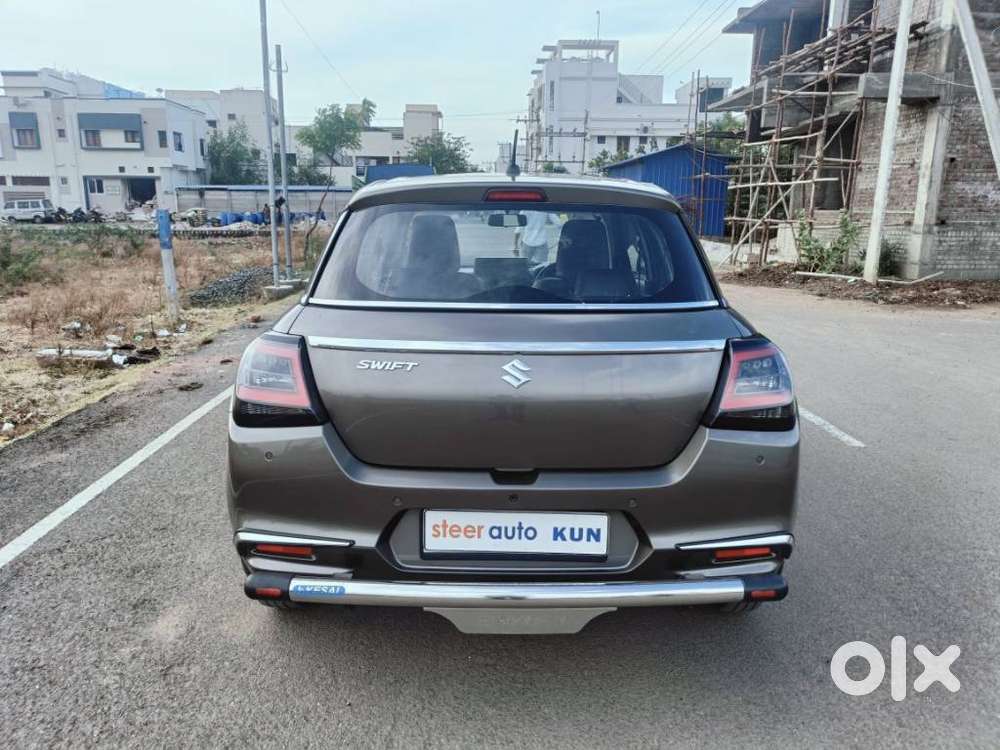 Maruti Suzuki Swift Vxi + Manual, 2025, Petrol