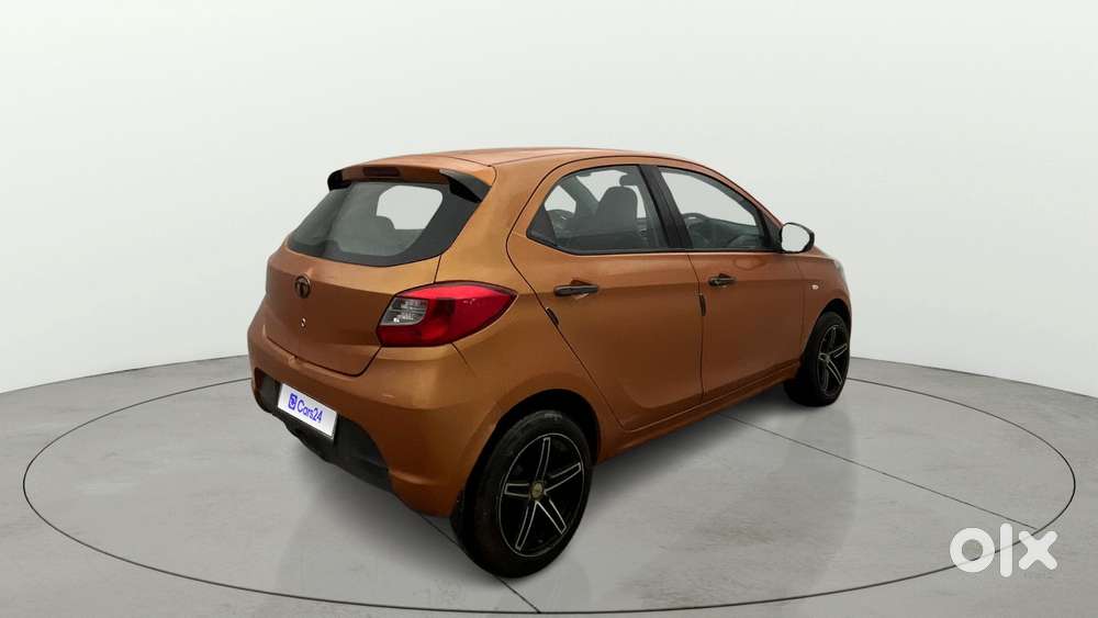 Tata Tiago 1.2 Revotron Xm, 2016, Petrol