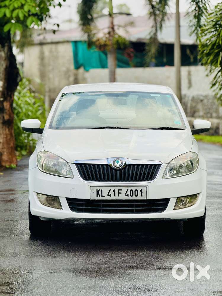 Skoda Rapid 1.6 Mpi At Ambition, 2012, Petrol