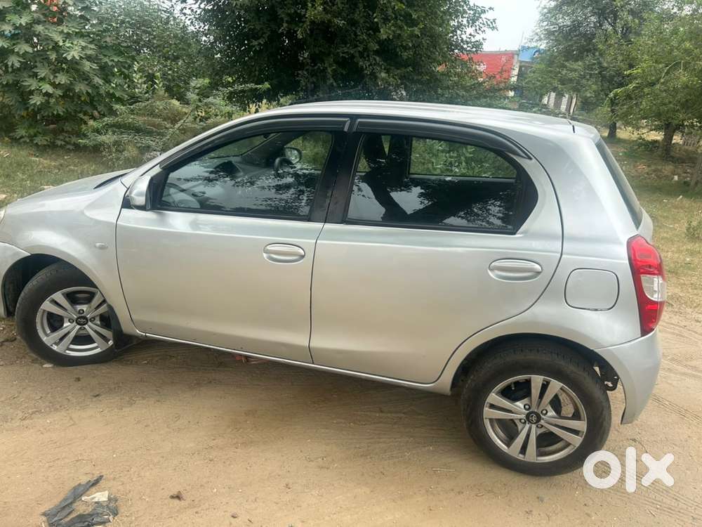 Toyota Etios Liva 2014