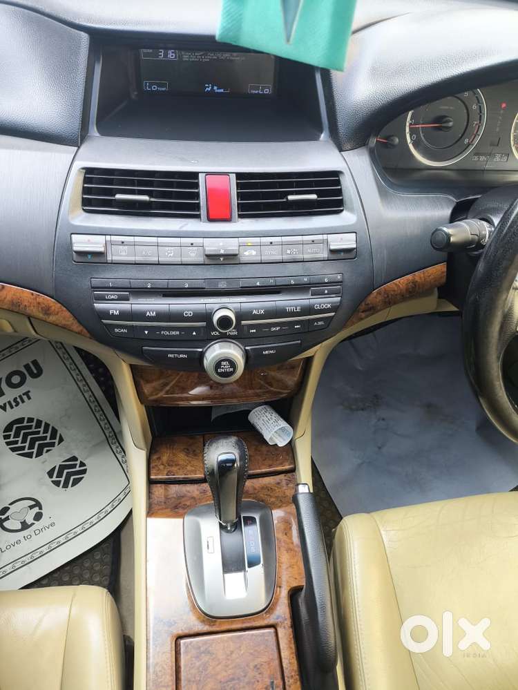 Honda Accord 2.4 Elegance Automatic, 2012, Petrol
